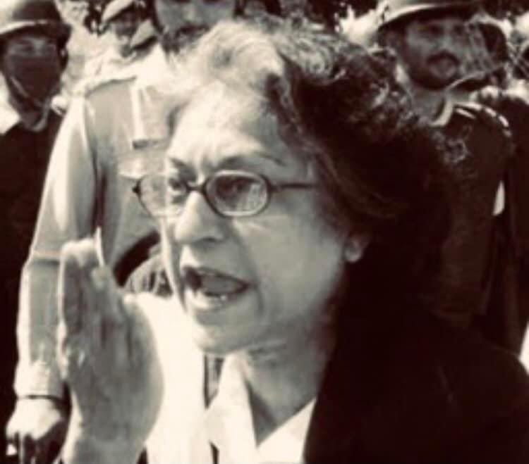 SajjadMuzzafar's tweet photo. The Dabang , Bold , Brave WOMEN Leaders of the 80’s who made their Voice heard &amp; Made things happen WITHOUT any Social Media ...... True Women Leaders is now a big Gap in Our Current Society ..... https://t.co/Ll2uPnyCPr