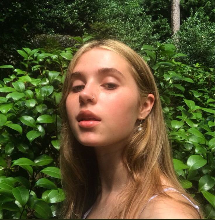 tsulovesclairo's tweet photo. Blonde @clairo https://t.co/RqrFgfNRz9