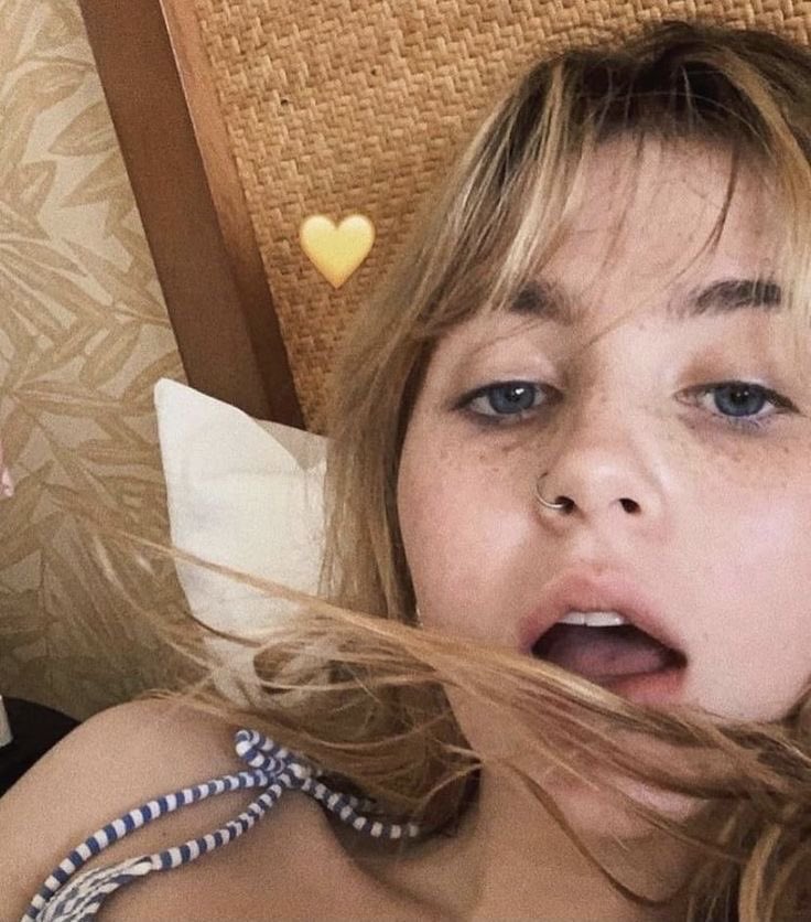 tsulovesclairo's tweet photo. Blonde @clairo https://t.co/RqrFgfNRz9