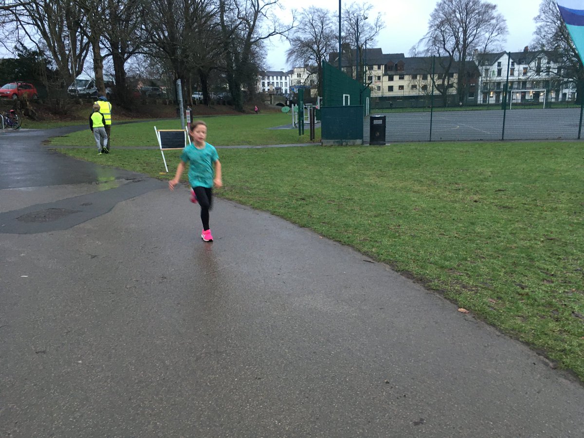 In a cold, dry day 23 runners ran two laps of Fitz Park in Keswick. Lottie finished with a PB of 8:55 There were 14 girls and nine boys running today. There were eight PBs and three first timers, two of whom were new to parkrun. #loveparkrun #parkrunfamily #juniorparkrun