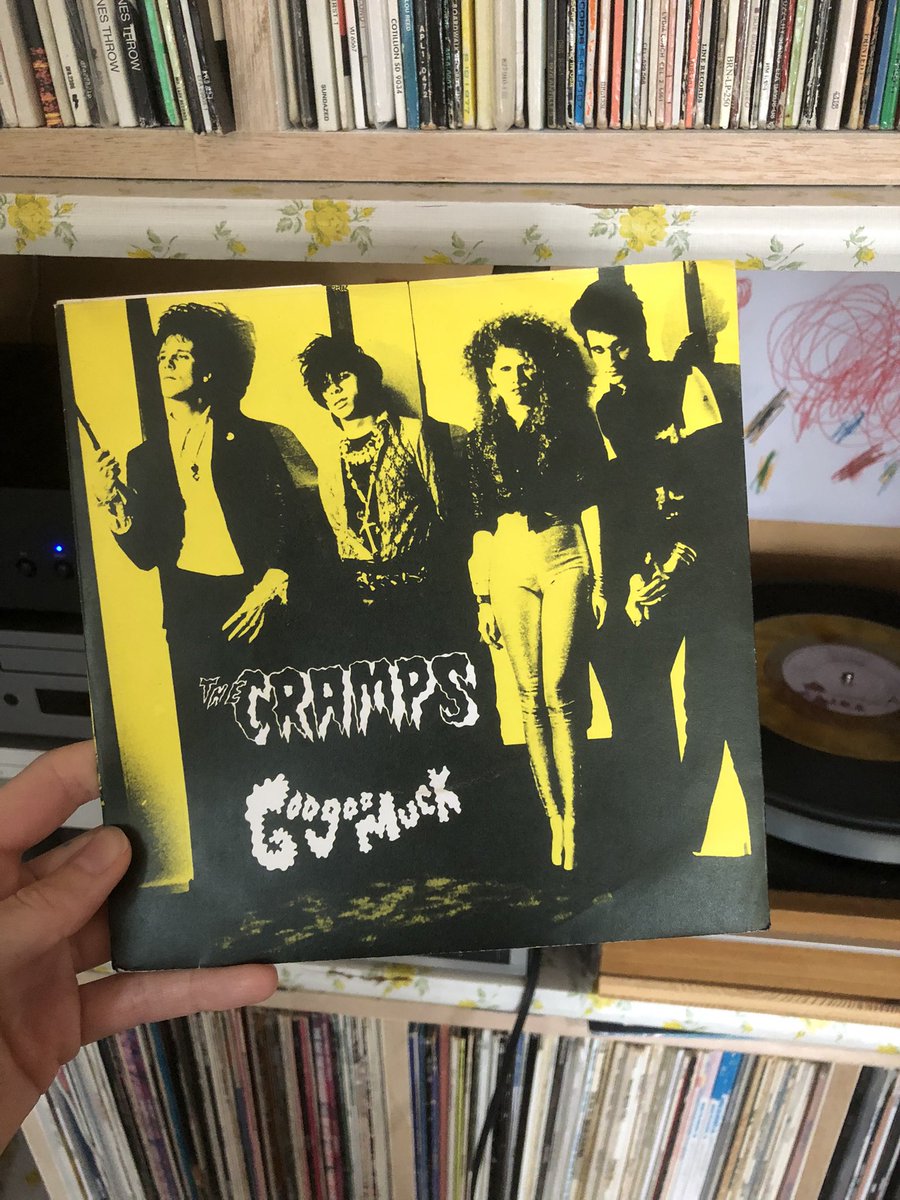 sunna_margret's tweet photo. It's 7" Sunday !
#thecramps #seveninchsunday #sunnaslistening #vinylcollection #vinyladdict #googoomuck #shesaid #seveninch https://t.co/LtR7oyV5hJ