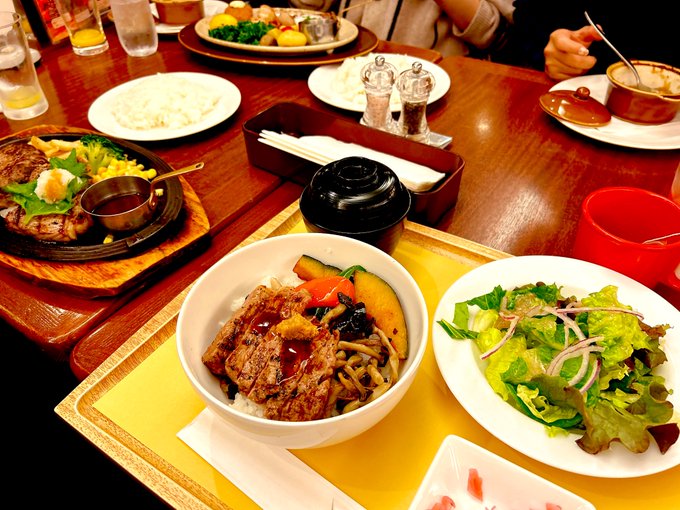 「肉 麺」のTwitter画像/イラスト(新着)｜2ページ目