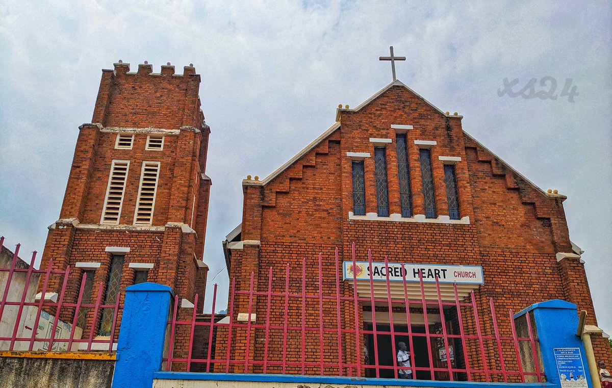 xander_ochieng's tweet photo. Sacred Heart Church | Tororo https://t.co/sna0sGWsny