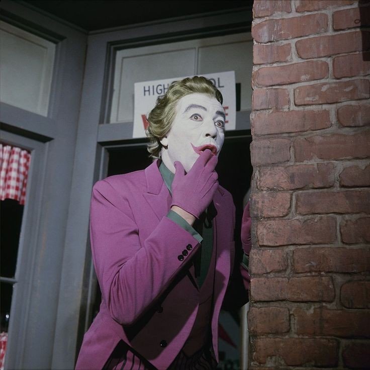 Joker66Daily's tweet photo. #Batman66 https://t.co/FU48W8UFBw