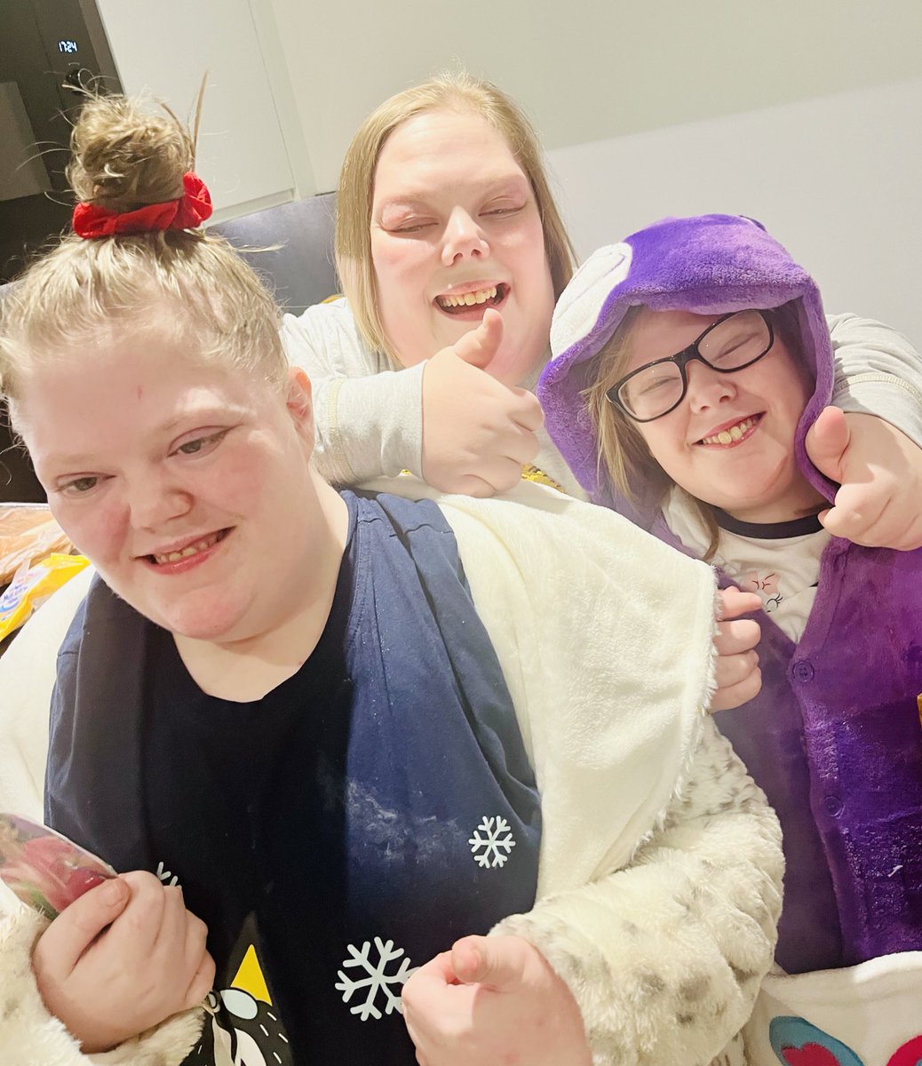 It’s stormy outside but there’s definitely sunshine ☀️ in our kitchen with Olivia, Sophie & Evie all full of smiles.☺️ #RareGenetics #LearningDisability #FindTheSmiles