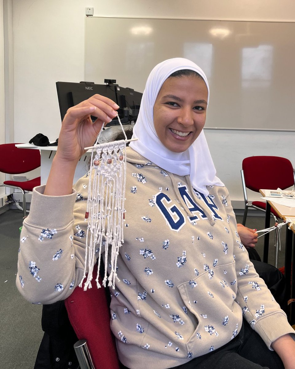 lborouniarts's tweet photo. Great times at our Macramé making workshop with Ezgi Aral ✨🧶
Have you ever tried this fun craft? 🗨️
#LUArts #LoughboroughUniversity #Macrame https://t.co/0nEVg4IzQO
