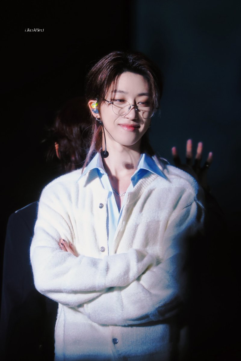 LikeABird_the8's tweet photo. 𝟮𝟰𝟬𝟭𝟮𝟭 𝗙𝗢𝗟𝗟𝗢𝗪 𝗧𝗢 𝗠𝗔𝗖𝗔𝗢

#서명호 #디에잇 #ミンハオ 
#徐明浩 #THE8 #minghao
#seventeen #세븐틴 https://t.co/xu0fTWAPsx
