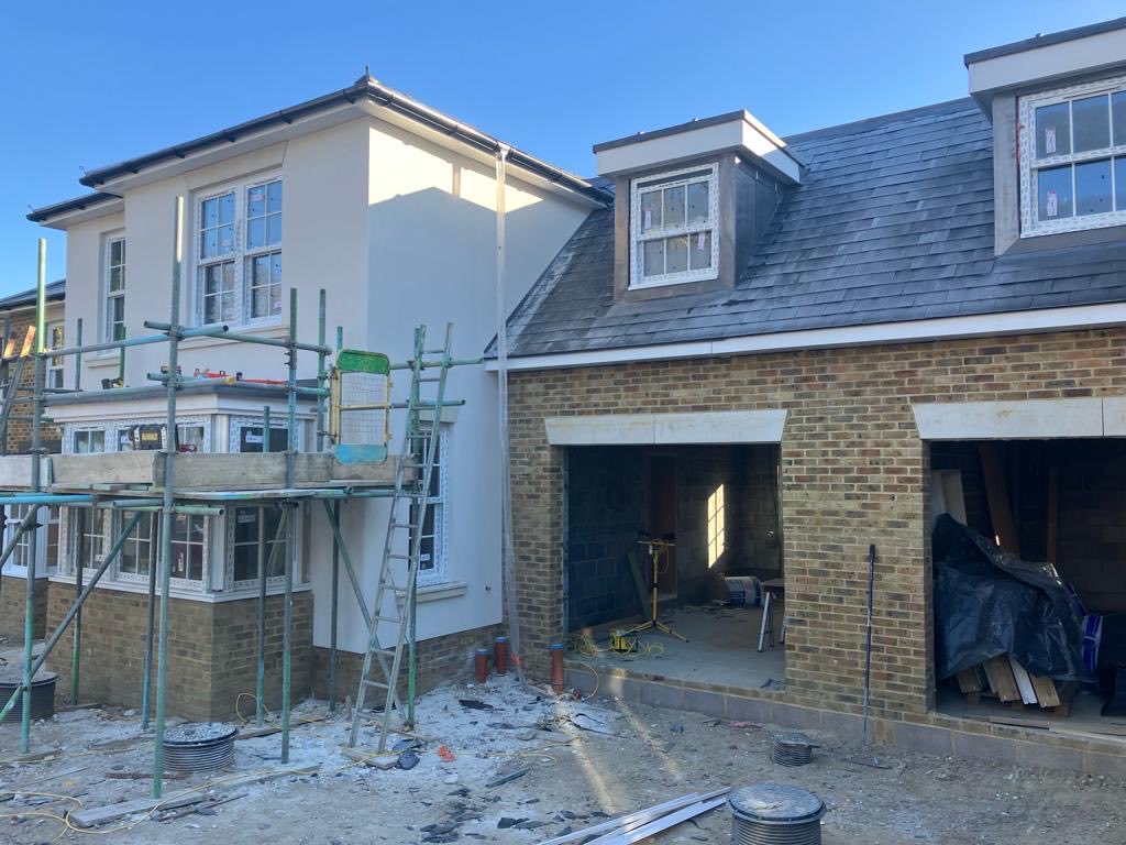 Home straight on our #Winchester development of 6 luxury detached homes at the end of a private lane. Only 2 remaining! Similar #Land with #Development potential urgently required within an hour of Winchester. #LandRequired #NewHomes