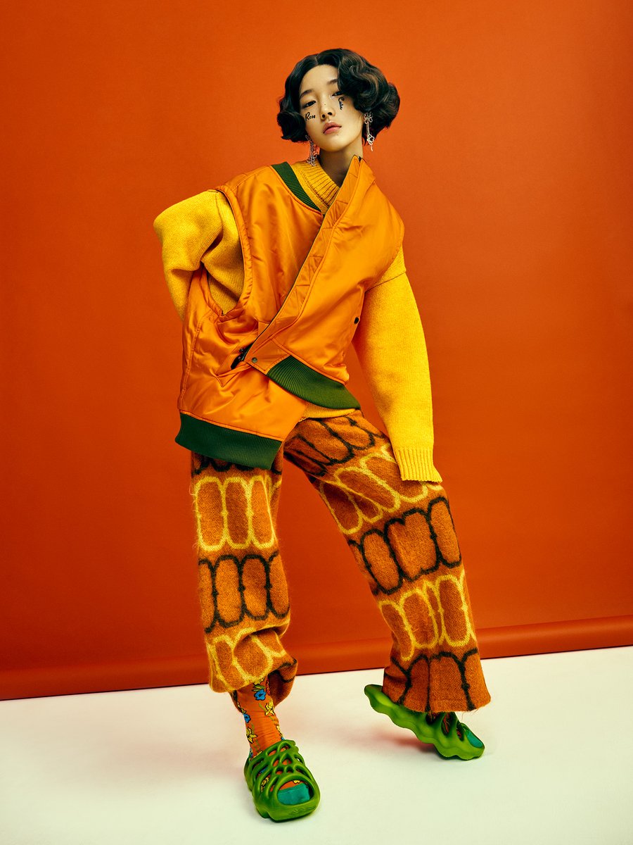 zephyrchui's tweet photo. fashion editorial work for liz boutique, photographed by zephyr chui and model by Chen Hui Luo 成都摄影师 摄影约拍 服装拍摄 时尚摄影 #成都 #摄影师 #约拍 #商业摄影 #胶片 https://t.co/oOyPfR7HKH