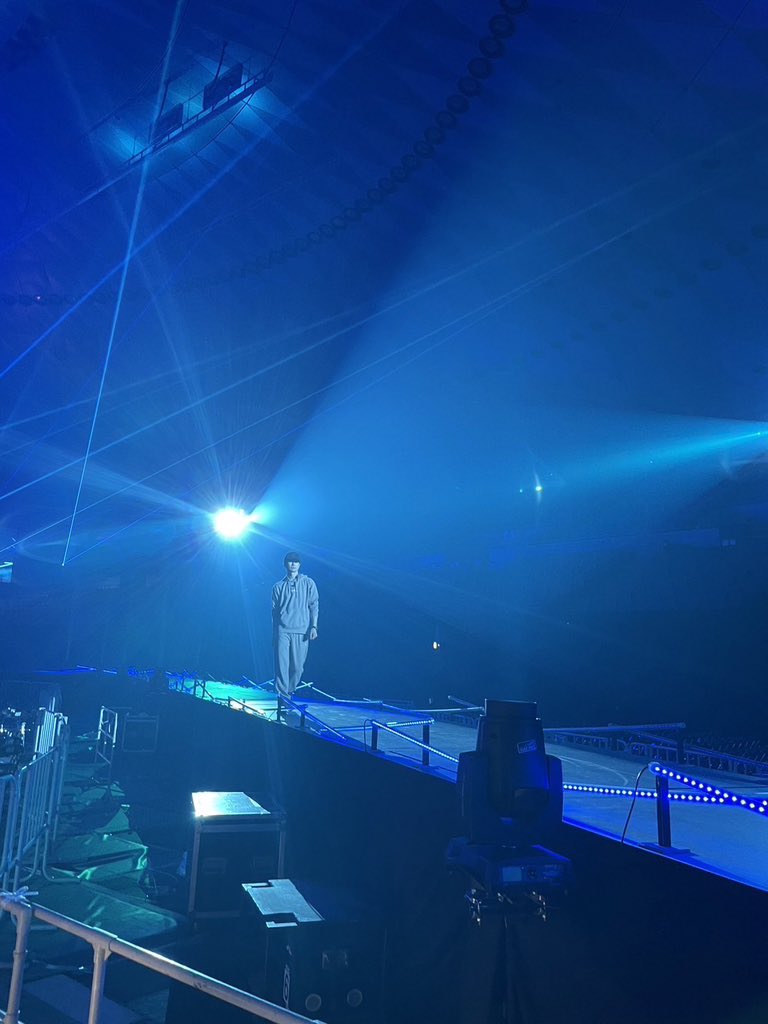t_miyata_kmf2's tweet photo. でん！ででん！！でででん！！！

近づいて来る宮田ニキ！！笑

そして！！どうだ！？豚まんの湯気を感じるだろ！？

大阪三日間ありがとう！
楽しかった！！ https://t.co/pQlvbkWpGa