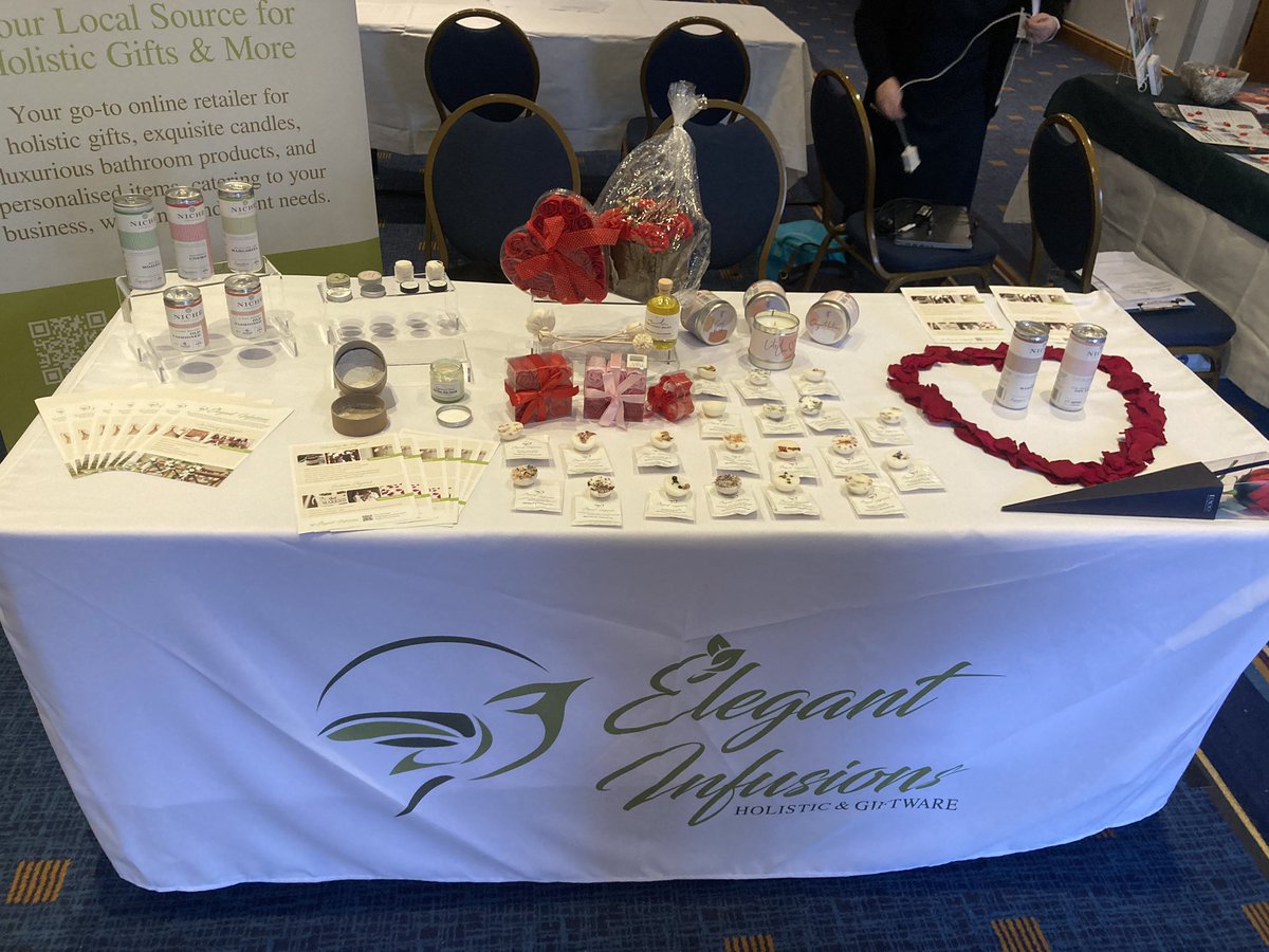 paulGf185's tweet photo. Football on Saturday, wedding fayre on Sunday, @HolidayInn #newport #weddingpackages #elegantinfusions @nichecocktails https://t.co/zoSDUm8UGx