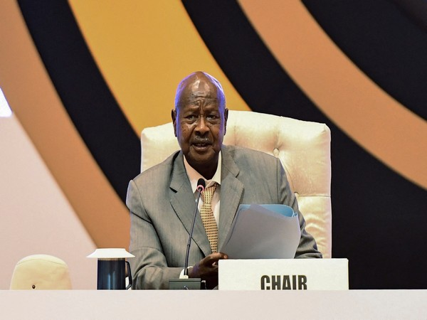 ani_digital's tweet photo. At NAM Summit, Ugandan President recalls contribution of Indian diaspora to his country's economic landscape
Read @ANI Story | https://t.co/o6GMi2nla5
#NAMSummit #Uganda #YoweriMuseveni #India https://t.co/bmVd0iFSCA