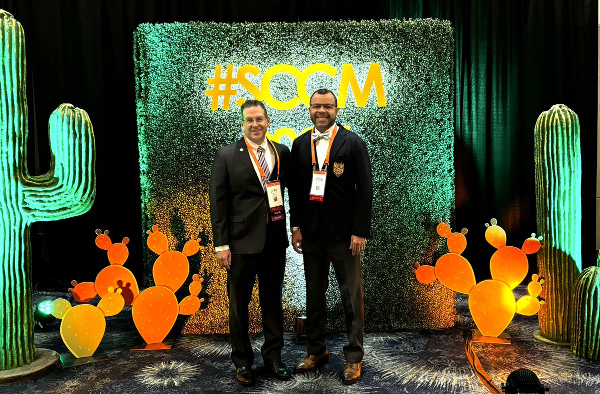 Starting #SCCM2024 alongside one of the most insightful SCCM leaders and Professor of Pharmacy @jfbarletta . I wish for you to have the opportunity to meet him someday. #LeadershipMatters