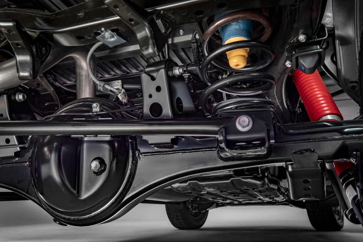 The Tundra uses a multi-link rear suspension with coil springs that gives you comfortable and refined ride. Toyota uses dual-rated springs to keep the vehicle balanced with load.

pulse.ly/c2xzlv64jk

#sherwoodpark #yeg #toyota #toyotatundra #trucksofinstagram #toyotagram