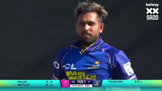 Nuwan Thushara adding to the heat 🔥 📹 Credits: Twitter/SA20_League