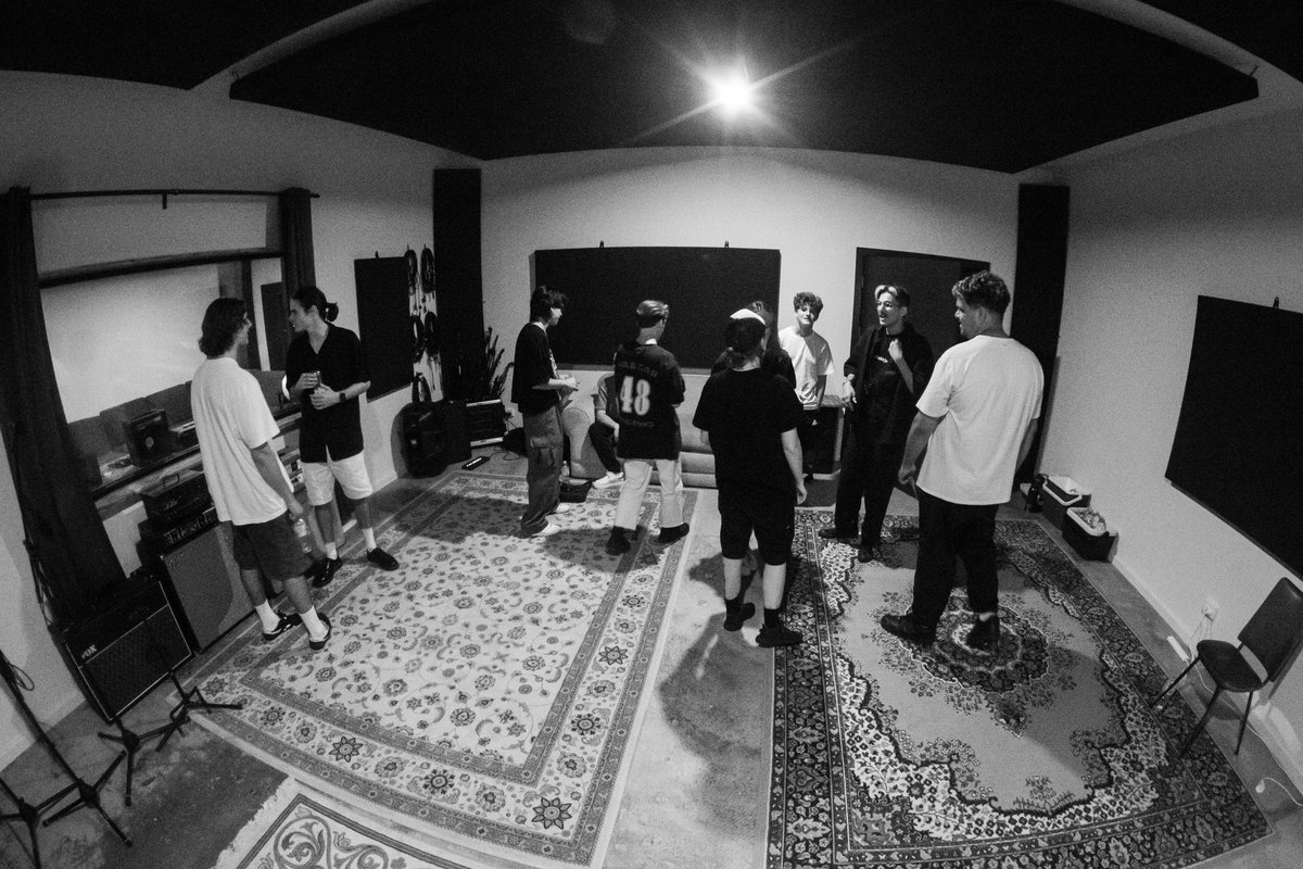 Hosted a listening meet at Emerald Room Studios for <a href="/kidkayps6k/">kayps</a> to gain feedback on the music he has been working on 🏡💭