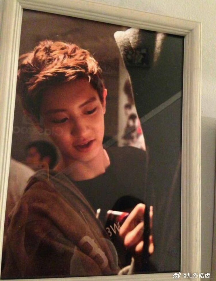 hourly chanyeol tweet media