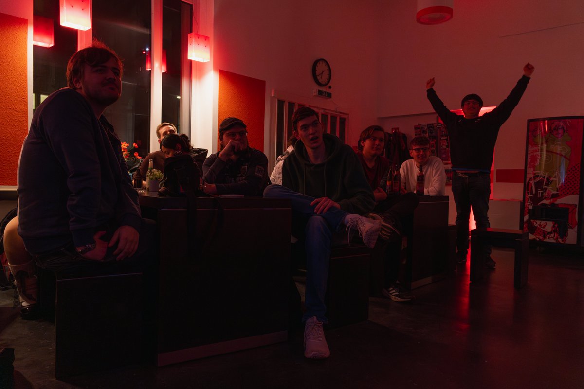 HNVR Esports tweet media