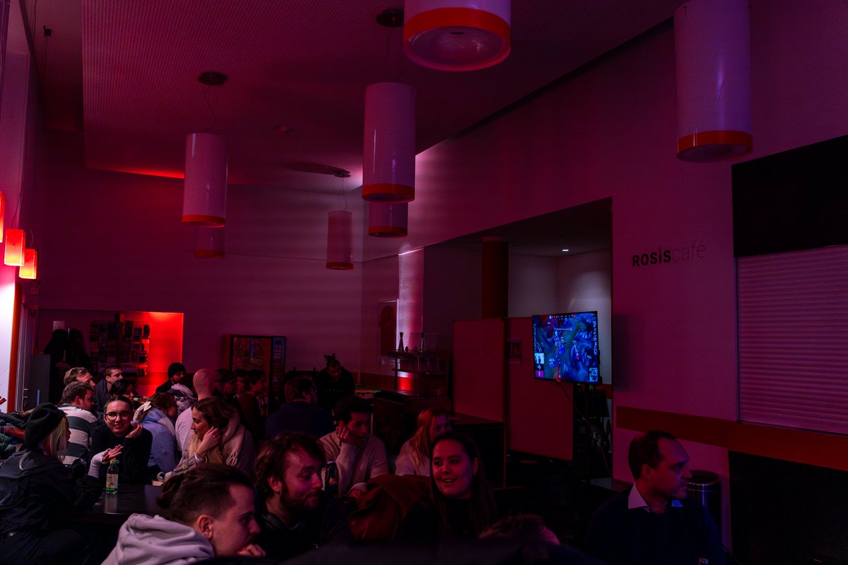 HNVR Esports tweet media