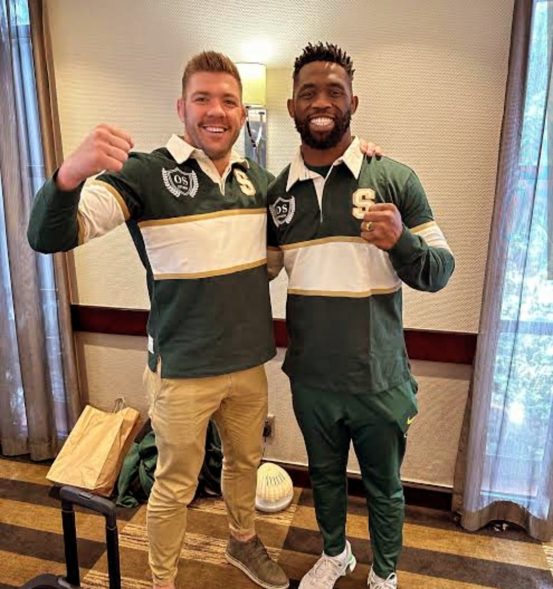 Russel_Tech_Law's tweet image. Just 2 SA Heroes bringing home gold!! Thanks for embodying the fighting spirit and resilience of our nation. You make us proud to be South African!! #swiftvee