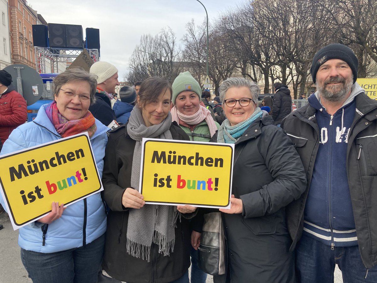 #niewiederistjetzt #wirsindhier