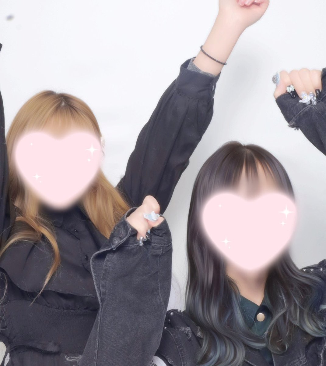 _punimoka_'s tweet photo. 早速やったよのポーズ🎶
プリでも見えないけどちゃんと足上げてるよ🎶
(つばさくんの足の説明が印象強すぎて詠斗くんどんなポーズしてたか2人とも曖昧ｗ)

@Eightkns https://t.co/zhq6QETrvS