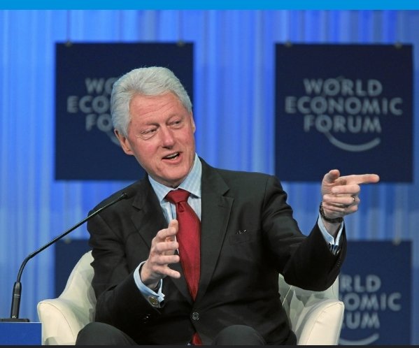 OVNIS_UFOs's tweet photo. @dejanirasilveir @Misteriotv2 #BillClinton y #HillaryClinton maestros del 🐍#Culto #Mason miembros del Foro Económico Mundial #WEF y visitantes frecuentes de la #IslaDeEpstein , dejemos de romantizar la masóneria , los mayores genocidas de la historia fueron masones y son miembros del #WEF https://t.co/GIM6CPrwjI