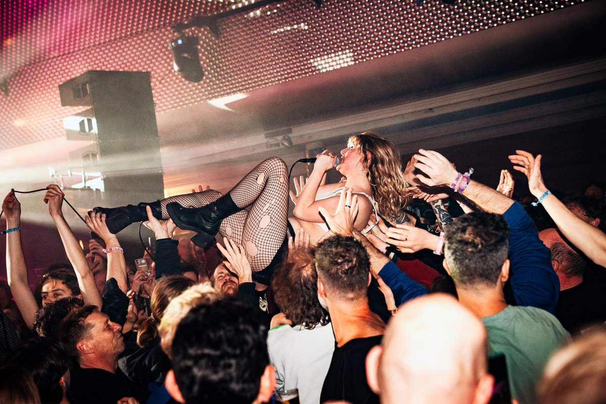 Thanks <a href="/3voor12/">3voor12</a> for having me again <a href="/esns/">ESNS</a> !🤩📸

#ESNS24