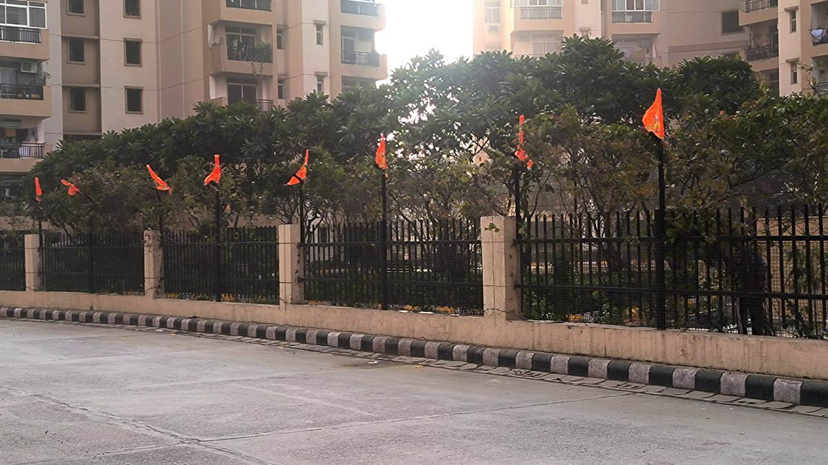 #JaiShreeRam 
Bhagwa all around 🙏🏼