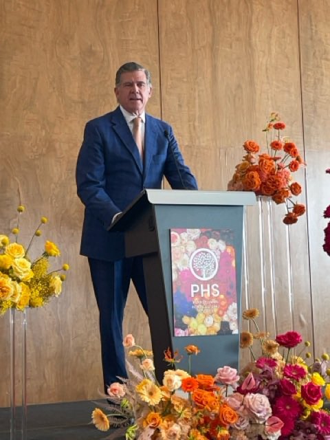 JDeverPhilly's tweet photo. On Friday morning @PHSgardening unveiled the plans for the 2024 Flower Show, themed “United by Flowers.” Their ongoing commitment to our community aligns with our goals at @BankofAmerica we continue our 12-year partnership with this phenomenal show. @IBX @PhiladelphiaGov https://t.co/BC2D1gAWd8