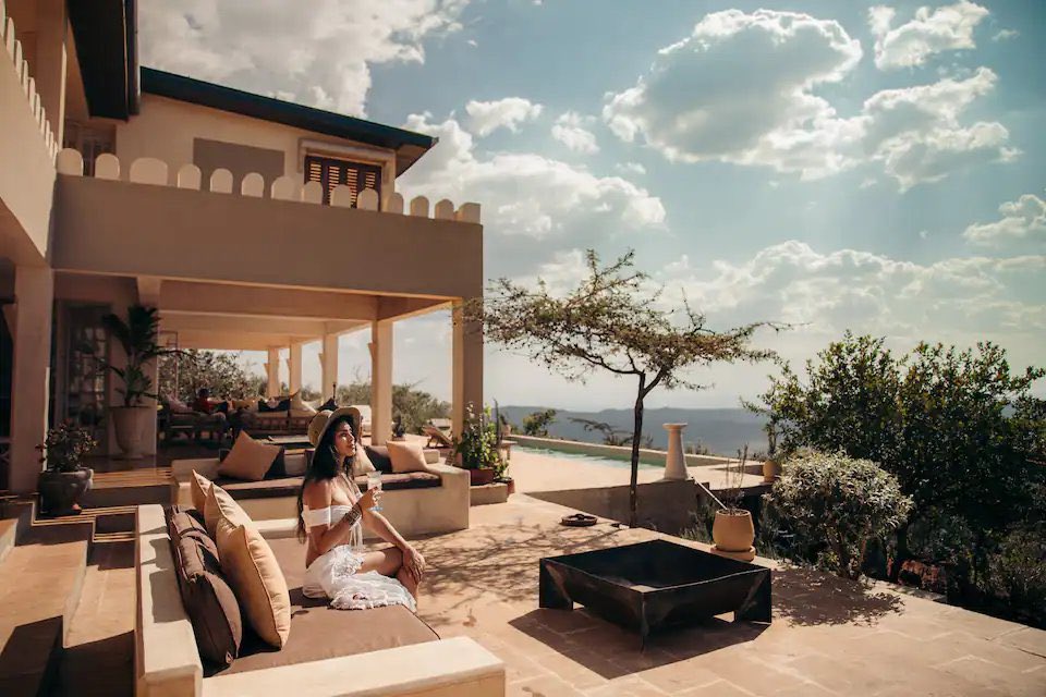 Let’s Discover Travel tweet media