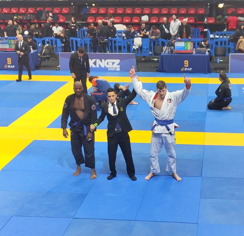 Congratulations to Cpl Laurie McCutcheon (@royalcorpssignals) on winning 🥉 at the @ibjjf European Championships (Blue Belt, Ultra Heavy, Masters 1)…… Great start for the Army Team 🇬🇧🇬🇧🥋🥋🥉