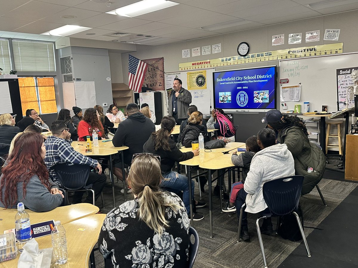 DeeDeeHarrison9's tweet image. @Team_BCSD Leadership, parents and caregivers came together for a day of discussions, reflection and feedback. #TogetherWeCan #TeamFACE