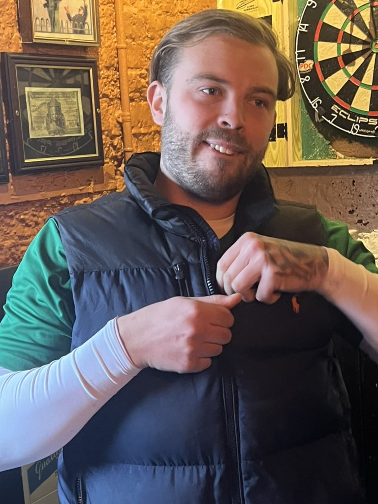 4-3 win vs Cheam Village, means we are 9 games unbeaten. Bosh 

⚽️⚽️⚽️ <a href="/SamLeatherby/">Sam Leatherby</a> 
⚽️ Harv

Shout out to @SJ_Homes on a very special birthday 🎁