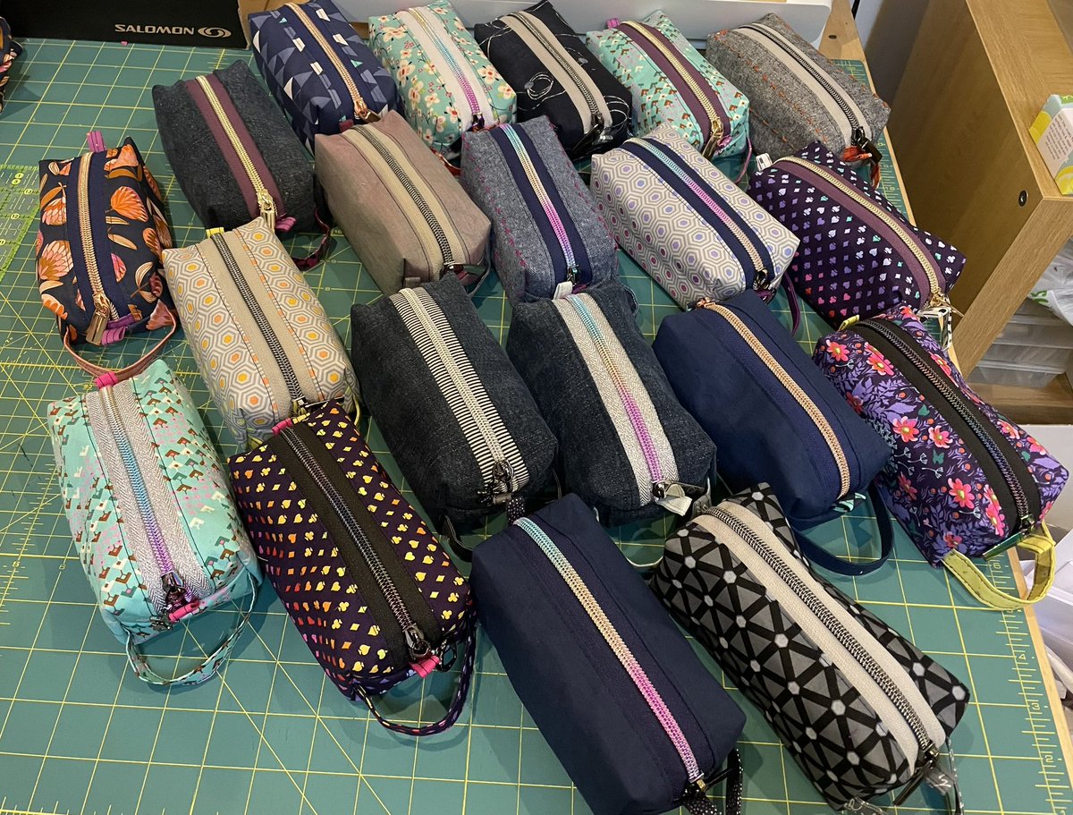 And that’s 20 little boxy pouches made  for gifts for my team, to say thanks for being so wonderful to work with over the past few years.  Only three more days in this job before moving on to new adventures 😊