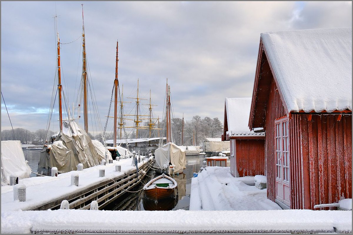 WalterWalsch's tweet photo. Vinter i Fredrikstad! 🤩
En tur ut til Isegran gir inspirerende øyeblikk på hvordan snøen forandrer denne øya til en eventyr-oase 😍
📷 Fujifilm X-T4 + Fujinon XF 18-135mm 📷
🗄️arkiv: X-T4_24_01_13 Isegran 18-135mm🗄️
#Fujifilm
#fuji
#XT4
#Fredrikstad
#Isegran
#Norway 🇳🇴 https://t.co/Jtd2BEvuFk