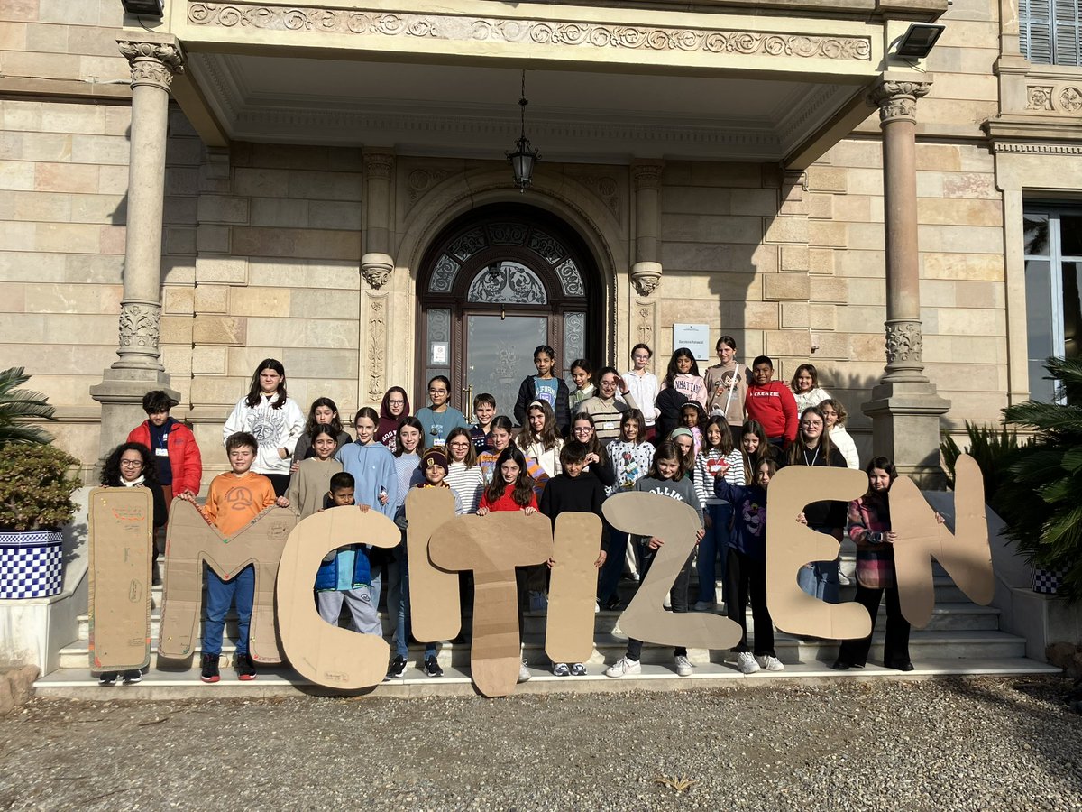 imcitizen_eu's tweet photo. ¡Nos merecemos una 🥇 por un fin de semana de 🔟! Muchísimas gracias a las niñas y niños representantes #imcitizen y a las personas adultas que les han acompañado: maestras, maestros, dinamizadoras, personal técnico y familiares.
#imcitizen_bcn
#equipo
#Participamos
👇🏼👇🏼👇🏼 https://t.co/tWXtfofZsk