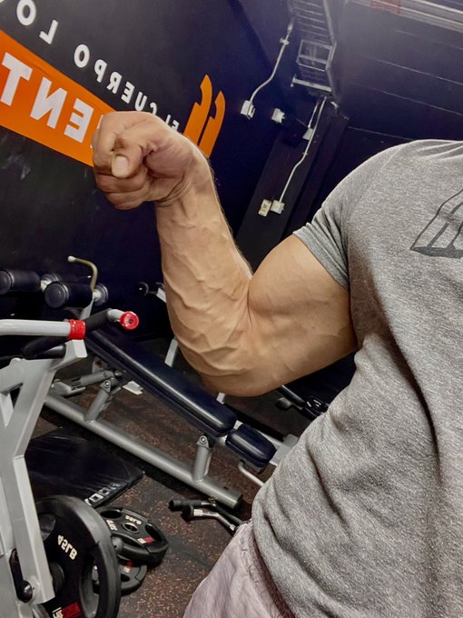 Yes Popeye arms, you will love touch them 🥵🔥💦💪🏽🍆  #arms #forearms #biceps #aesthetic #gymmotivation #Gymbro<a href="/tag/arms"class="tags">#arms</a><a href="/tag/gym"class="tags"><span>#gym</span></a><a href="/tag/bodybuilding"class="tags"><span>#bodybuilding</span></a><a href="/tag/model"class="tags"><span>#model</span></a><a href="/tag/biceps"class="tags"><span>#biceps</span></a><a href="/tag/usa"class="tags"><span>#usa</span></a><a href="/tag/porn"class="tags"><span>#porn</span></a><a href="/tag/australia"class="tags"><span>#australia</span></a>