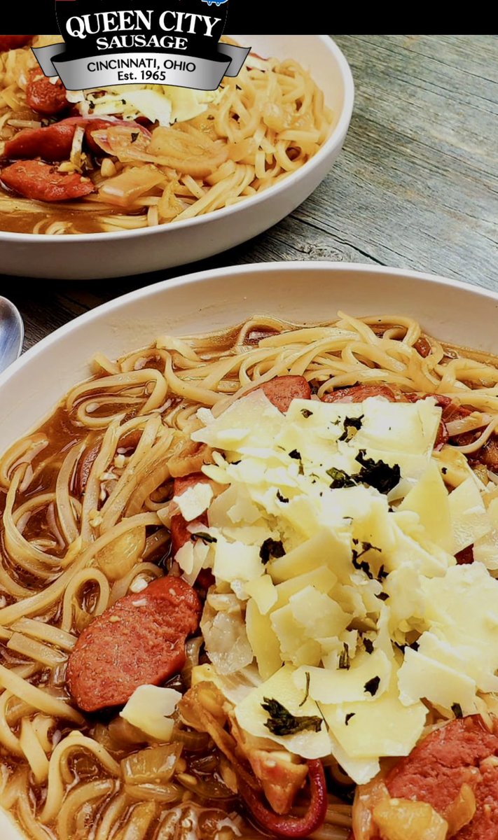QCSausage's tweet photo. Snowy Sunday Comfort Food 🍲 ❄️
#SundayMorning #SoupSeason #CraftSausages #ComfortFood #PlayOffSunday #CincinnatiFood
https://t.co/IzzRSIGDK8 https://t.co/SmZAuXMrWG