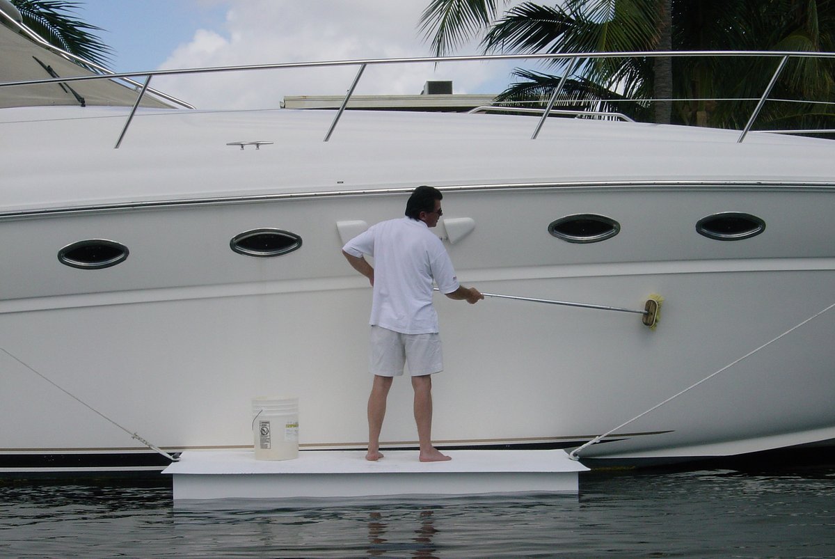 AccuDock's tweet image. Transform yacht detailing from a chore to a breeze with our Work Floats. With a stable, secure platform that glides alongside your vessel the non-skid, UV-resistant surface lets you work comfortably and worry-free. 
accudock.com/product/work-f… 
#accudock #workfloat #workplatform