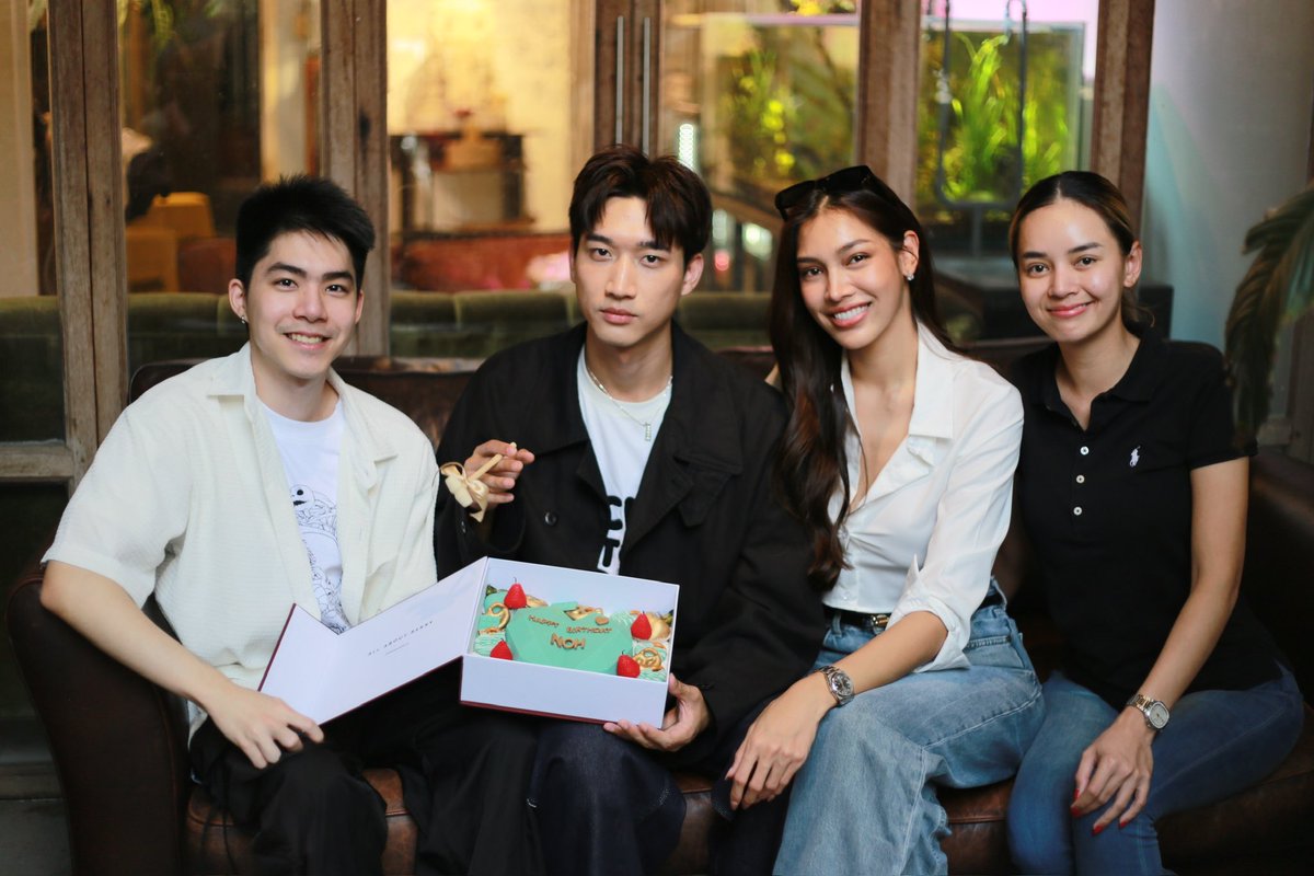 ขอบคุณแขกพิเศษ ✨🫶🏻
ที่มาร่วมงานน้องวันนี้ค้าบ :) 

<a href="/NPhouluang/">Noh_Phouluang</a> 

#Happy26thNohBD 
#Nohphouluang
#วีนัสของโน่