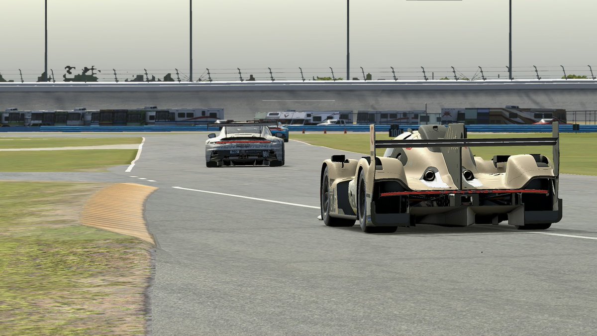 mixedbymartial's tweet image. iRacing Daytona 24 🏁

Start: P17  
Finish: P4 
Laps completed: 905 
SOF: 2881