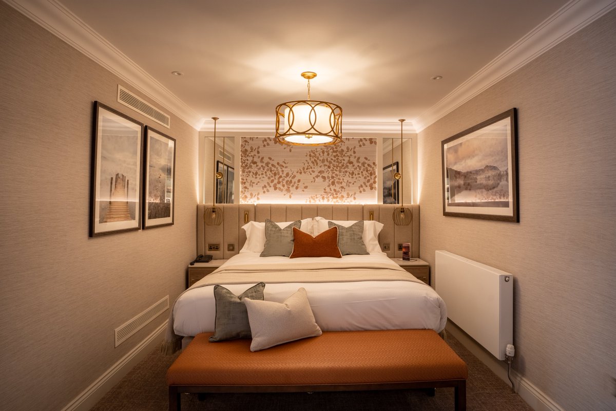 Book a stay with us and get an extra night FREE!

Book a four or six-night stay and we will throw in a complimentary extra night!

What will you do with your extra stay in the Lake District?

armathwaite-hall.com/accommodation/…