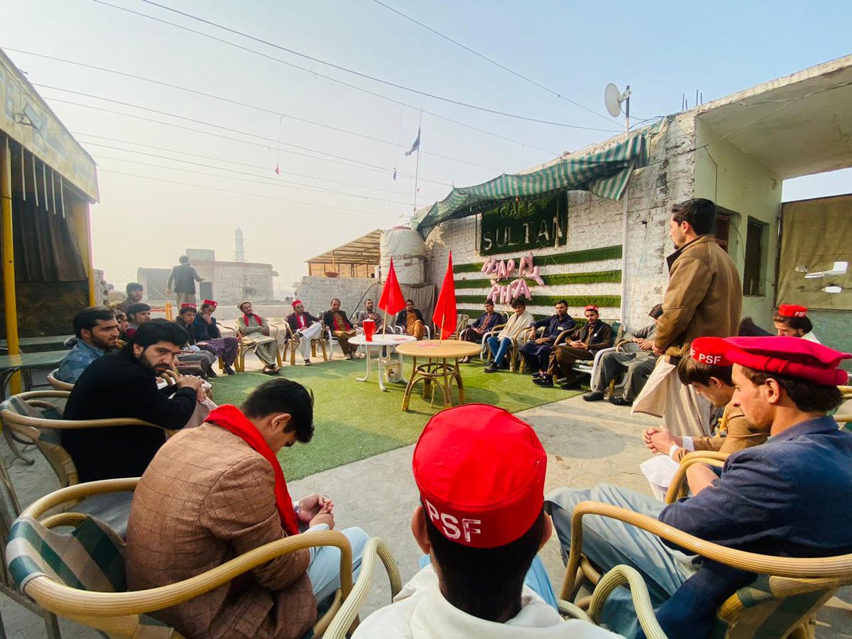 AsifSah73920953's tweet photo. A meeting of the Pashtun Students' Federation was held under the chairmanship of Wahab Afridi in which committees and social media teams were formed for the elections.
@Abdulwahab938
#Anpkhyber
#Pk71
#Vott4laltain https://t.co/opOWytxj2K