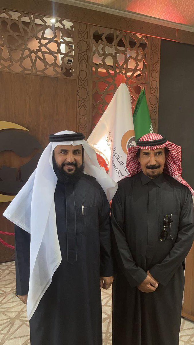 ZALLaghsam's tweet photo. من بركات مستشفى سلام مشاهدة ابن العم الغالي عبدالله مطلق القريني 
اخي خالد جدعان اللغيصم
#العبث https://t.co/hHguYCWLRb