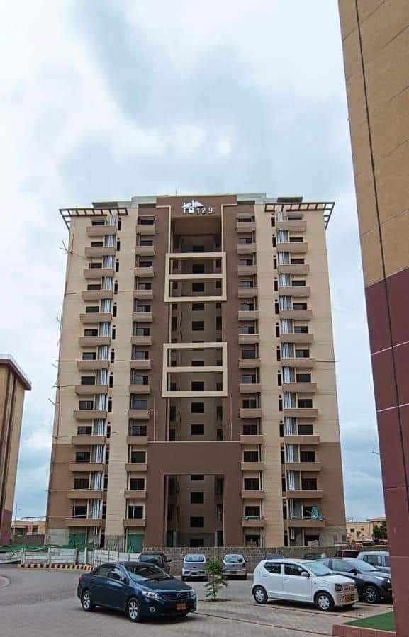 PropertyRevolut's tweet photo. 3 bed apartment for sale in malir cantt Karachi. 
Askari 5.
Contact. 
Haroon Badsha. 
03343097864 https://t.co/qAuGshRbUH