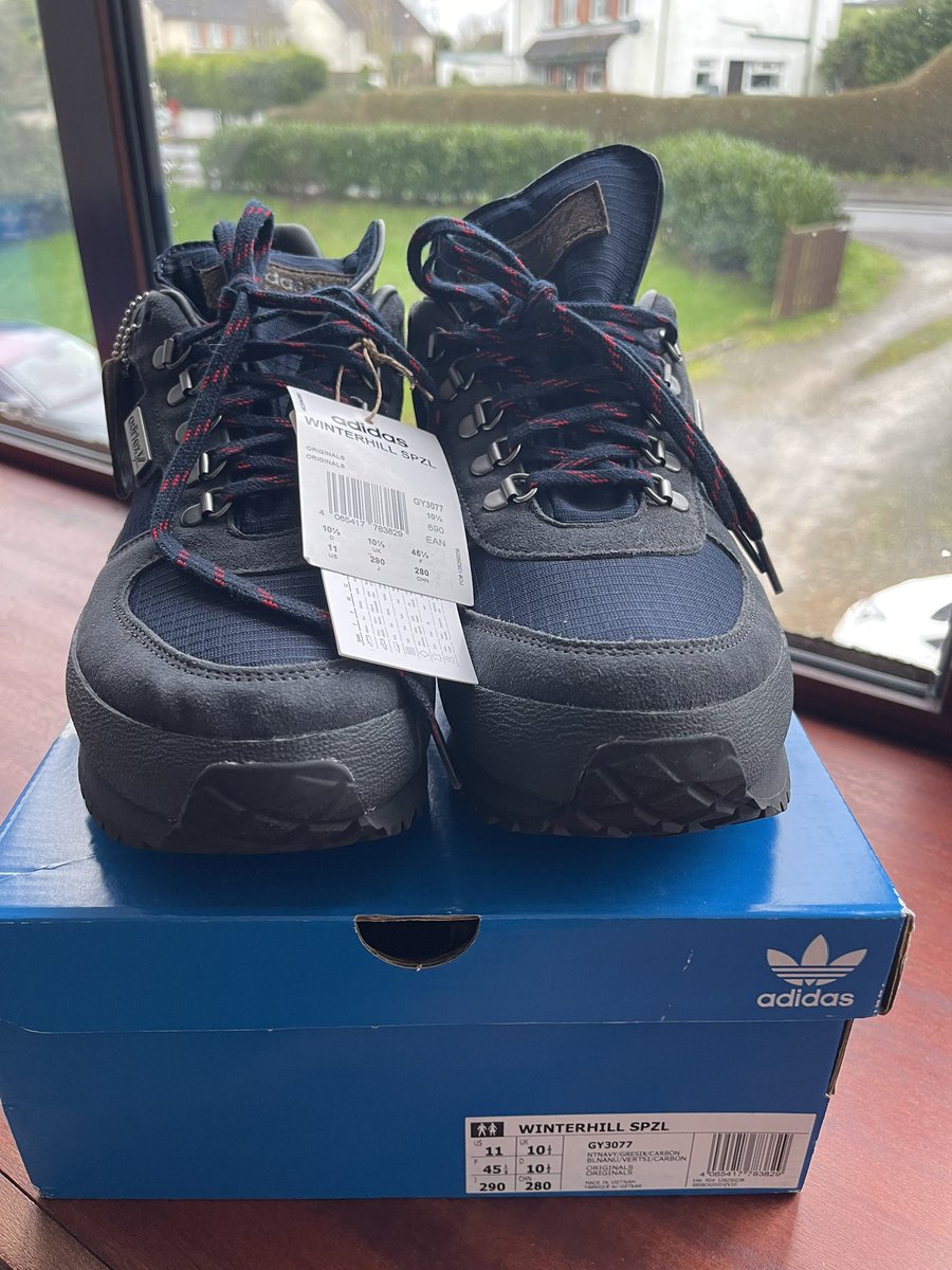 ROB_OB_77's tweet photo. @adiFamily_ @T_C__B_S_T 
Winterhill
BNWTIB
Size 10.5 (runs a little small, normally wear a 10)

Bought direct from adidas, £134 tyd inc PP g&amp;s https://t.co/qH5MJ44OKA