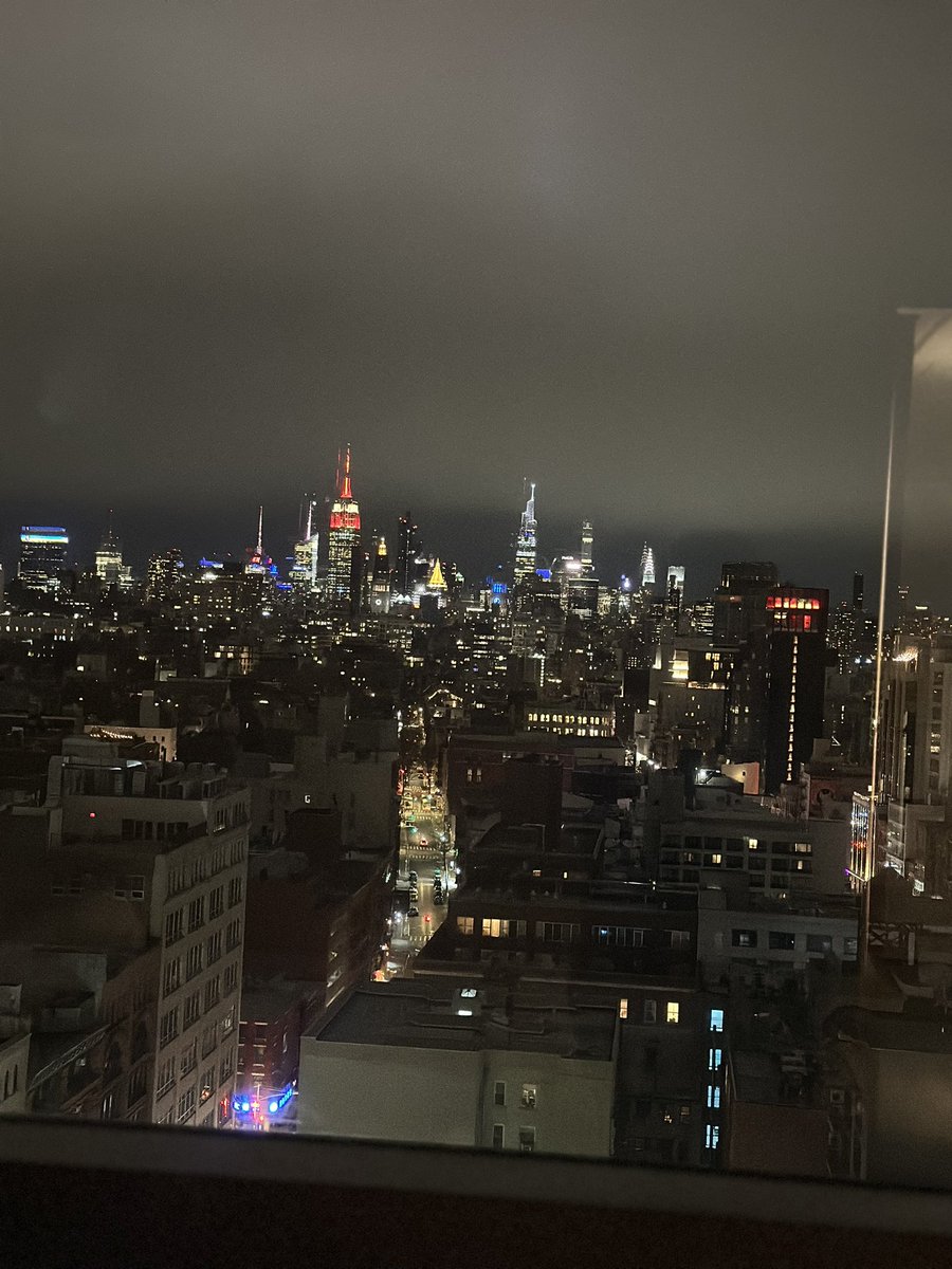 🗽🖤