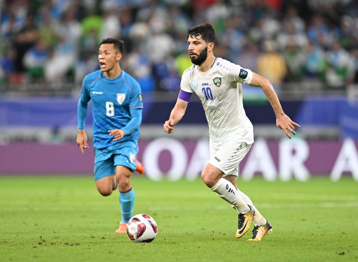 IndianFootball's tweet photo. .@SureshWangjam determined to break barricades against Syria 🇸🇾

Read 👉🏼 https://t.co/78AKy3CN3K

#AsianCup2023  #BlueTigers 🐯 #IndianFootball ⚽ https://t.co/mKAQxScfLh