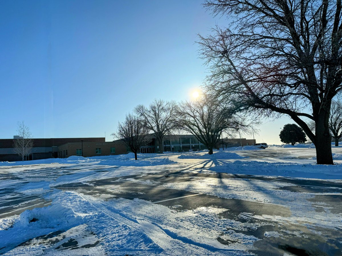 A big shoutout to Gretna Public Schools building &amp; maintenance team for their hard work in keeping us safe and comfortable this winter. From clearing sidewalks to constant salt cleaning, they're true heroes. Show your gratitude with a ❤️! #WinterWarriors #ThankYou